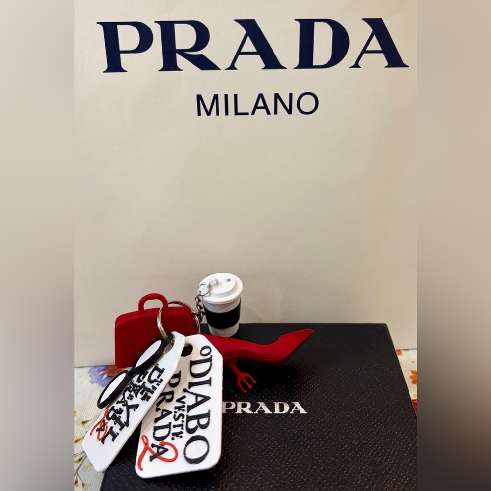 THE DEVIL WEARS PRADA Red Keychain with White Logo Tags. NEW - Picture 2 of 11